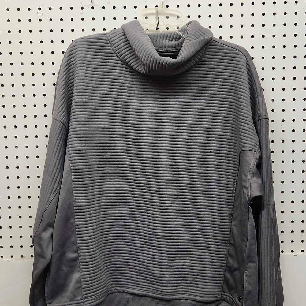 Tahari sport women's size 1x shirt - Picture 1 of 6